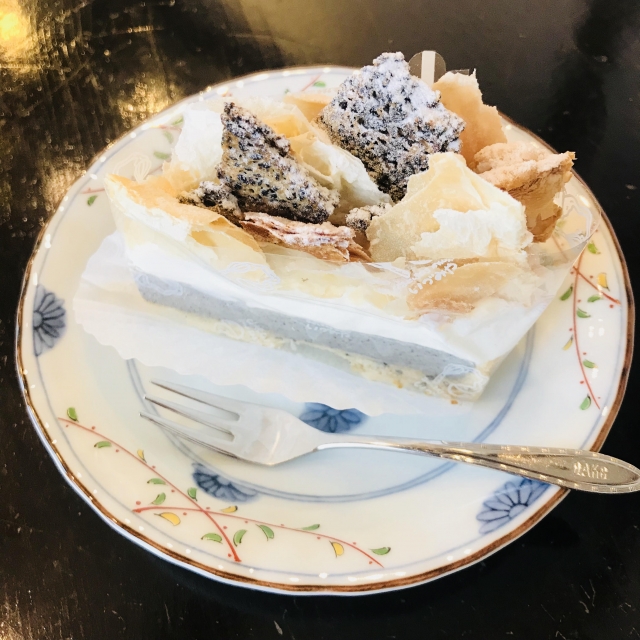 鶴岡市「いづみや」さんのケーキ
